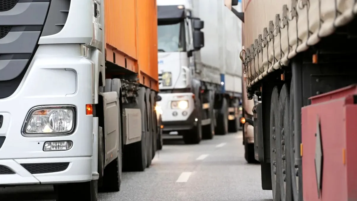 Restricții de trafic în Bulgaria din cauza caniculei. CNAIR avertizează șoferii de camioane