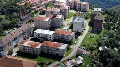 Locul fantomă al României. Înainte de ’90 românii îşi doreau să locuiască aici, ce a rămas din localitate
